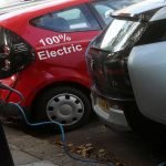 Electric-cars-are-charged-at-Source-power-points (1)