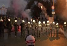 Thousands protest COVID curbs in Europe amid omicron surge