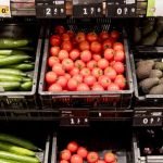 tomatos-supermarket
