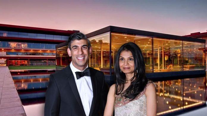 Rishi Sunak and his wife, Akshata Murty